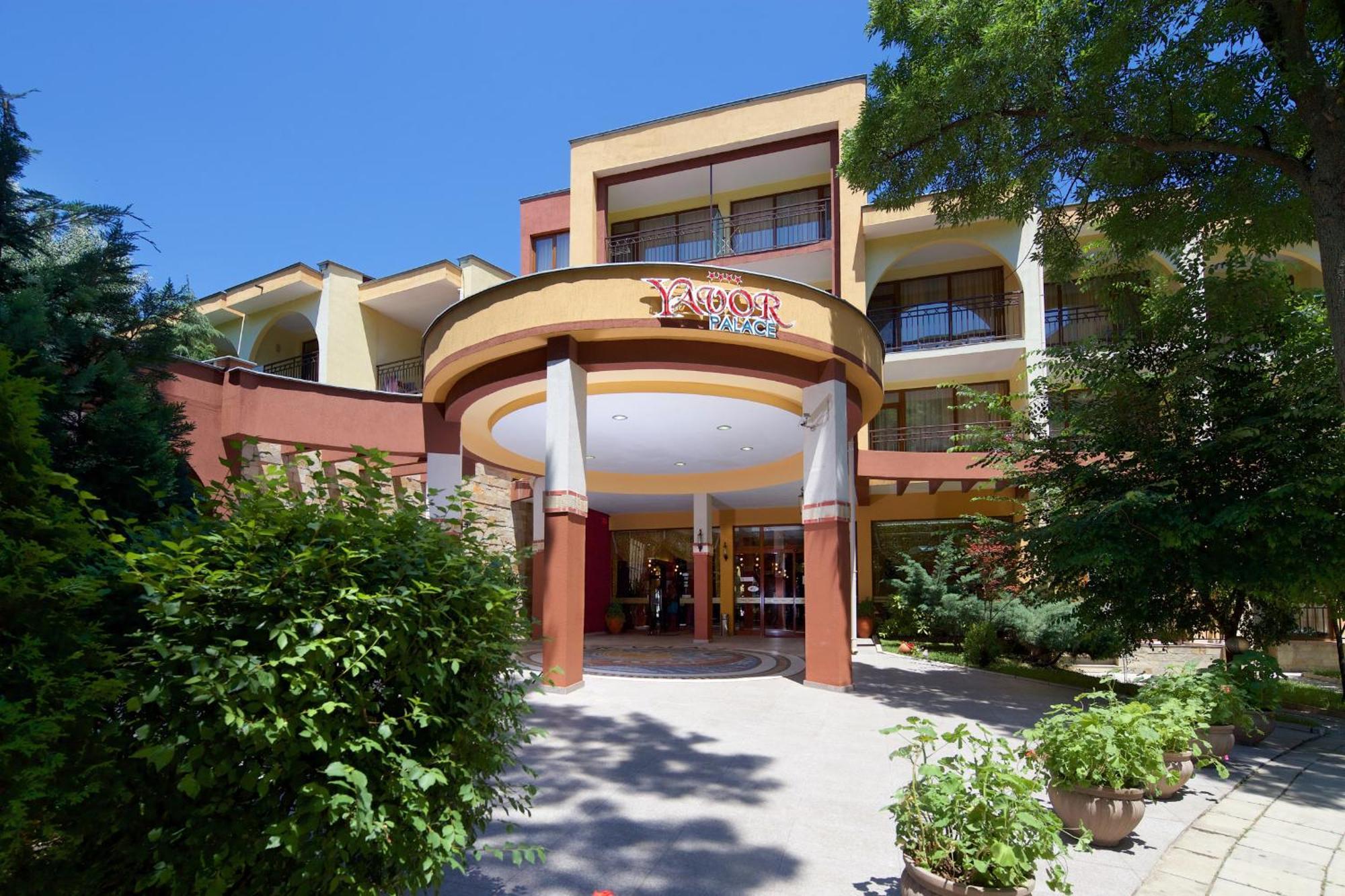 Yavor Palace Hotel Pantai Sunny Bagian luar foto